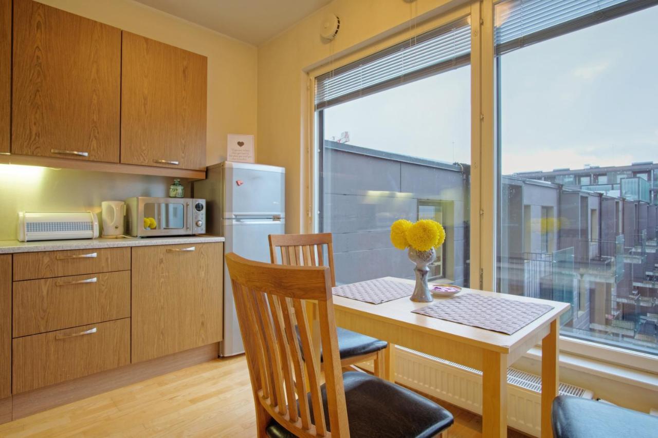 Studio Apartment In Quiet Heart Of Everything 塔林 外观 照片