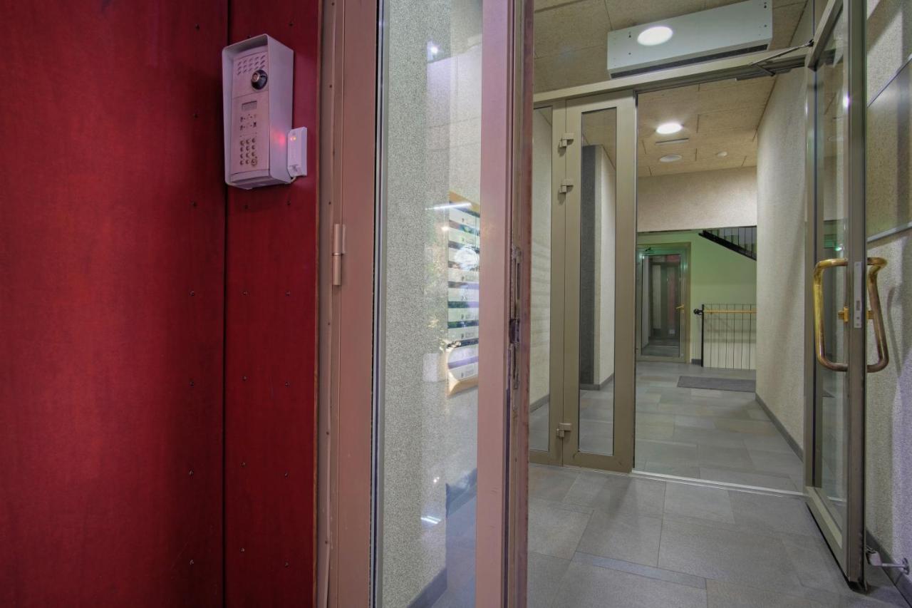 Studio Apartment In Quiet Heart Of Everything 塔林 外观 照片