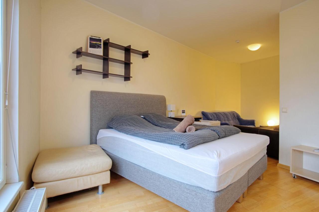 Studio Apartment In Quiet Heart Of Everything 塔林 外观 照片