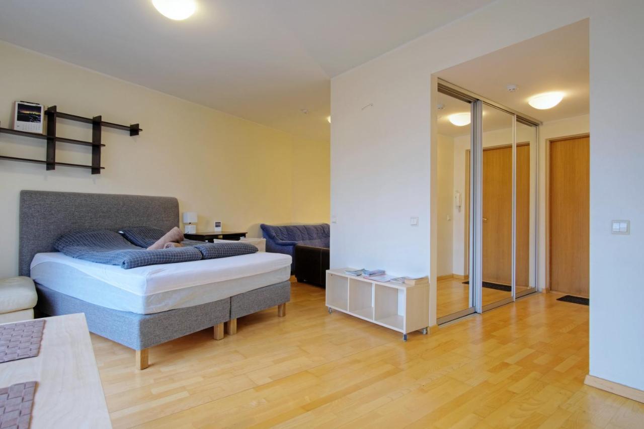 Studio Apartment In Quiet Heart Of Everything 塔林 外观 照片
