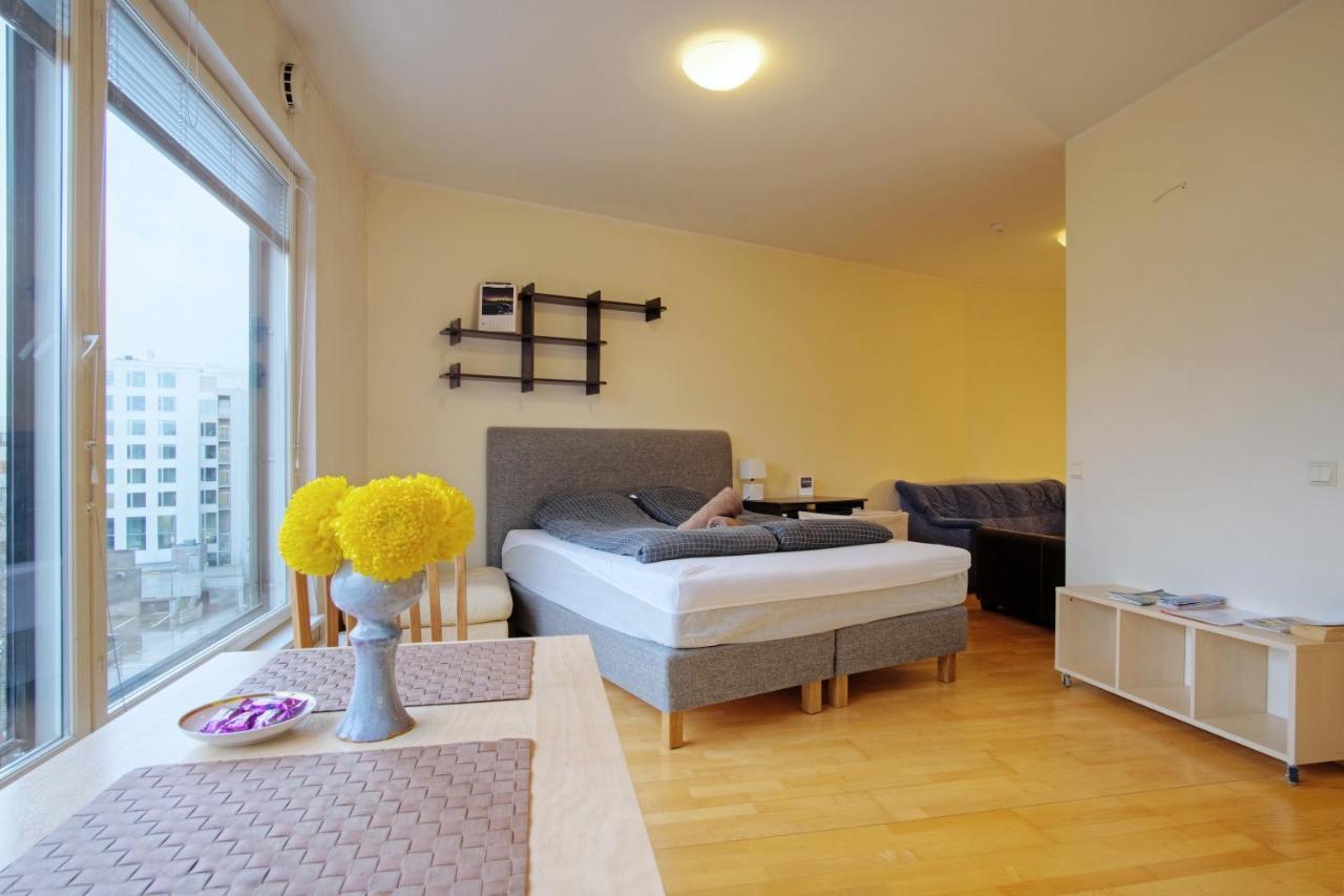 Studio Apartment In Quiet Heart Of Everything 塔林 外观 照片