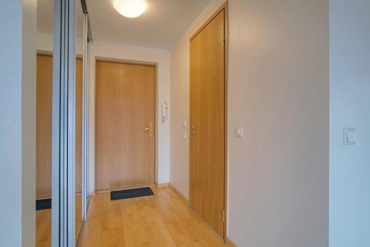 Studio Apartment In Quiet Heart Of Everything 塔林 外观 照片